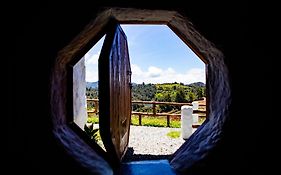Hobbit Hotel Ecolodge- Guatape
